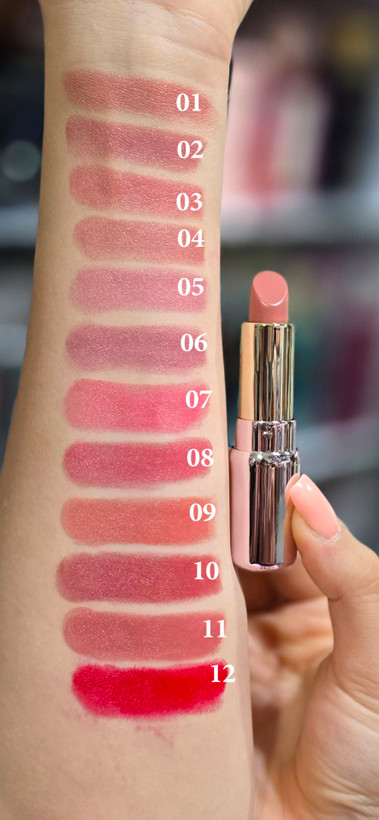 رژ لب شاین نورتی مدل kiss adore shiny
